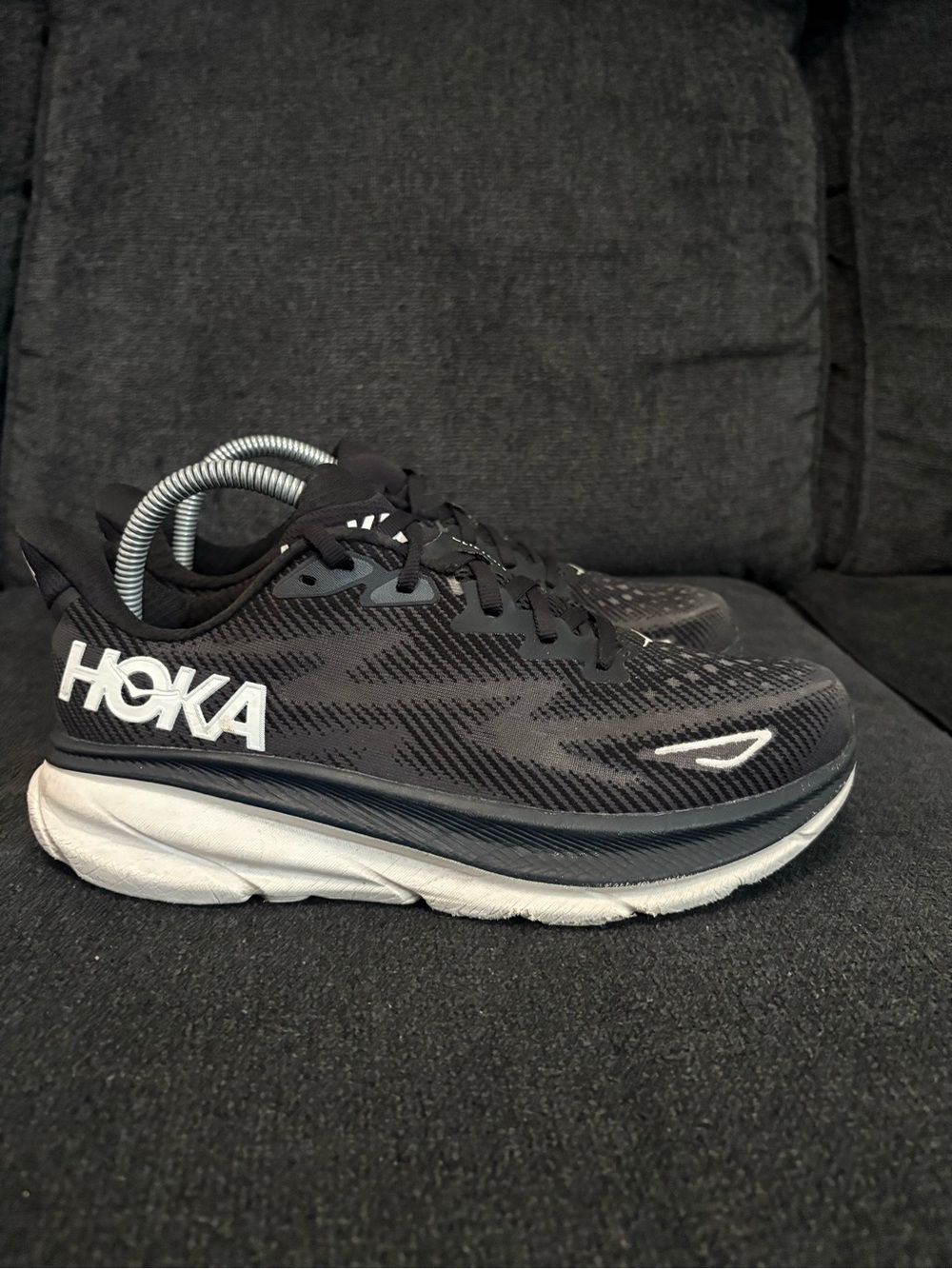 HOKA CLIFTON 9 Running Shoes Women's US 9 B Black/White (BWHT) 1127896 Trainer